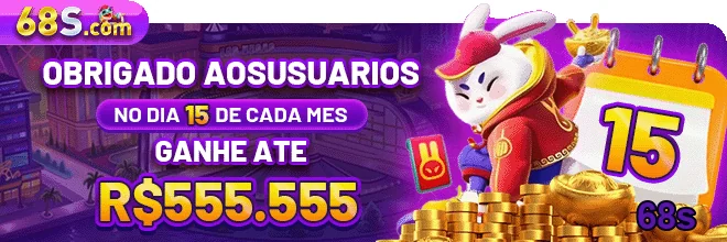 Usuário acessando serviços VIP pelo celular